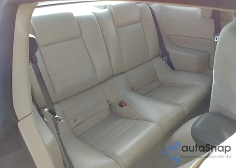 2005 Ford Mustang Gt Deluxe/Gt Premium z USA, uszkodzony, nr VIN 1ZVFT82H455127716